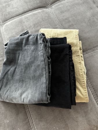 3 Herrenhosen Grösse 31/32 Mustang H\&M
